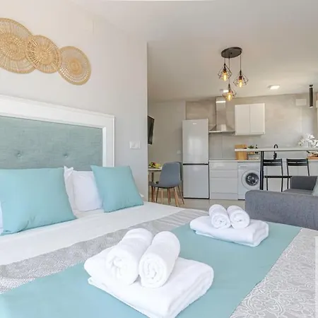 Apartment Wonderful On The Beachfront Benalmadena